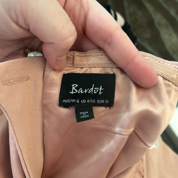 Bardot solange off the shoulder midi dress sheath flare sleeves - Picture 2 of 13